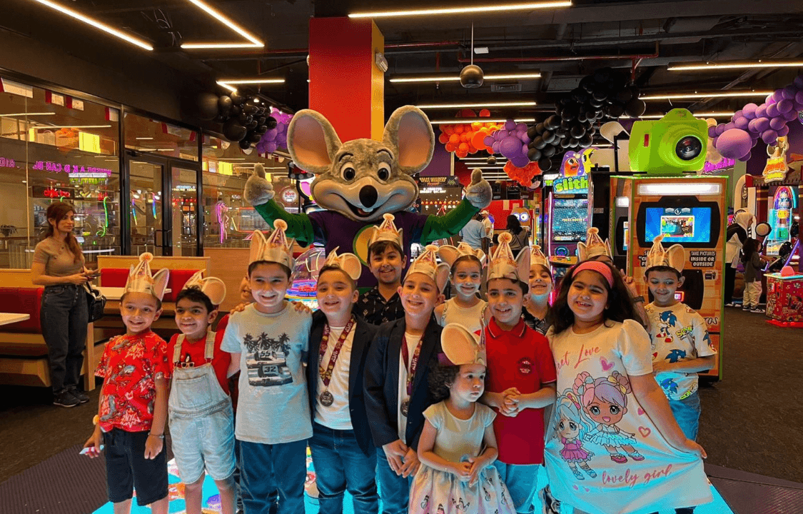 Image of Star Package | Chuck E. Cheese
