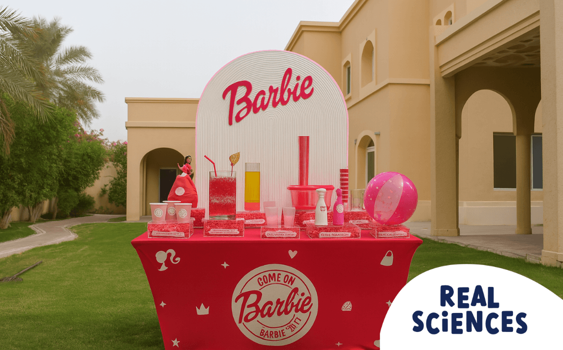 صورة الغلاف لباقة حفلة بالبيت: "عرض باربي العلمي"