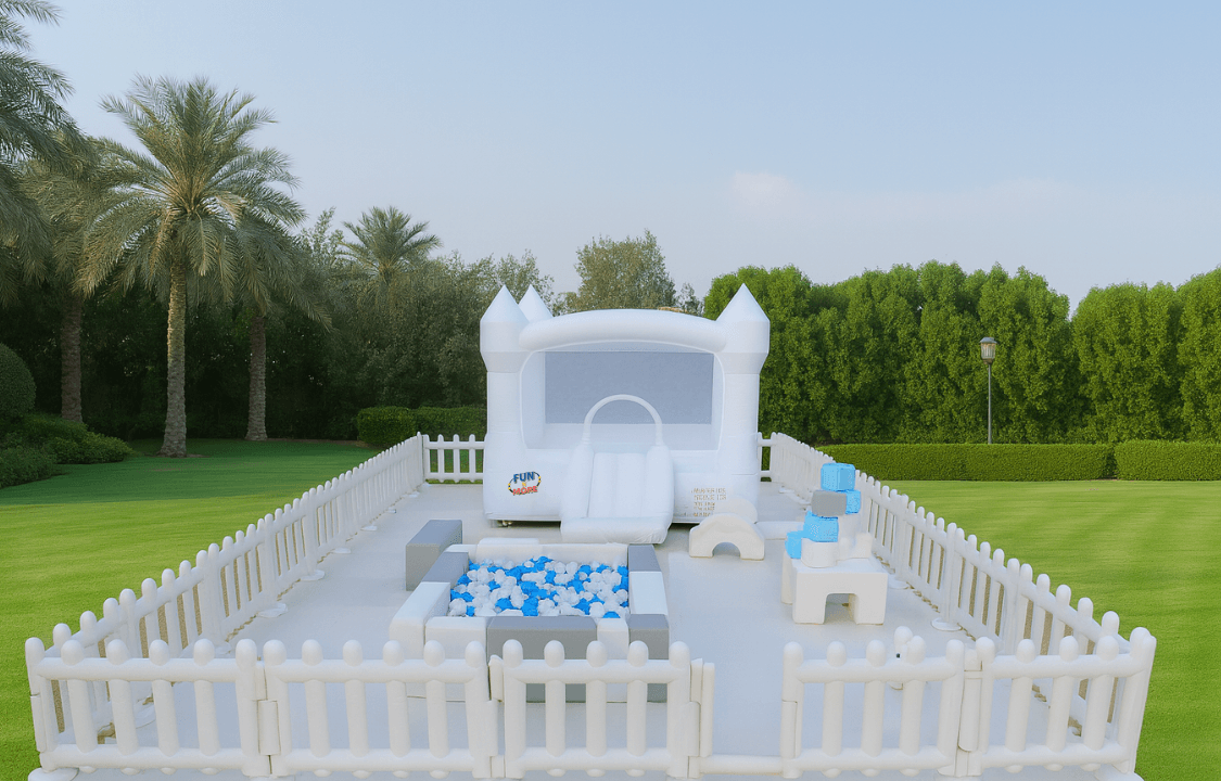 صورة ملعب ناعم أزرق