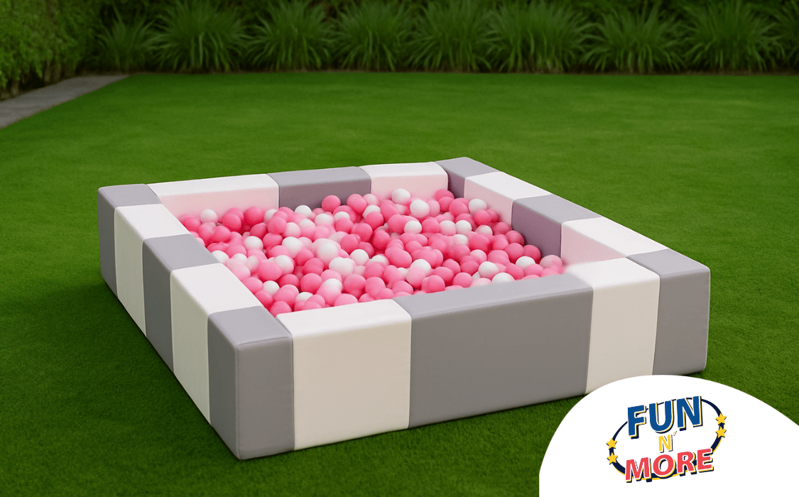 صورة الغلاف لباقة حفلة بالبيت: "حوض الكرات الوردي"