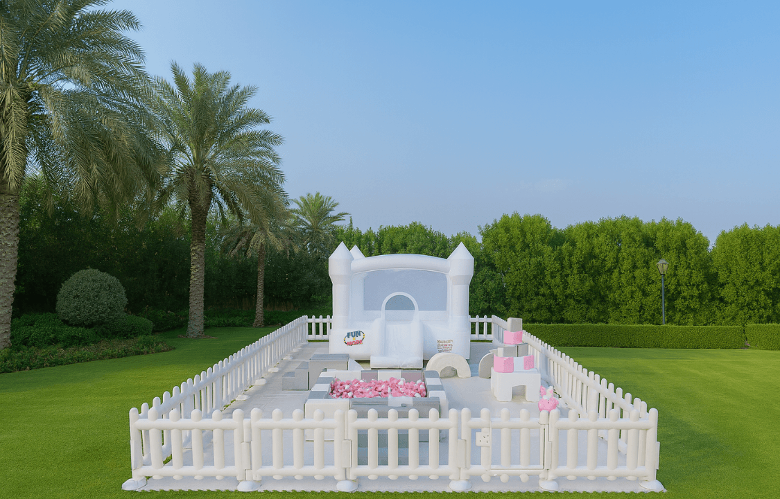 صورة ملعب ناعم وردي