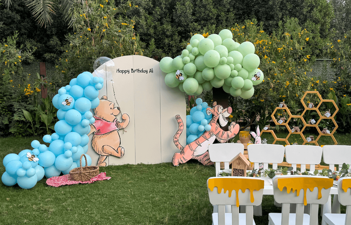 صورة حفلة ويني ذا بوه