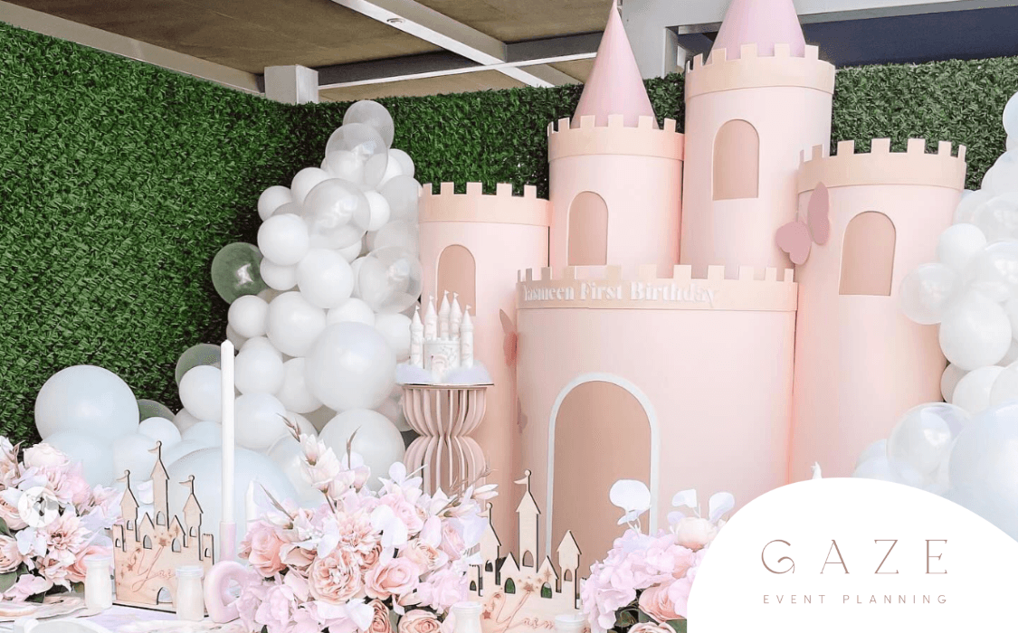 صورة الغلاف لباقة حفلة بالبيت: "حفلة الأميرات"