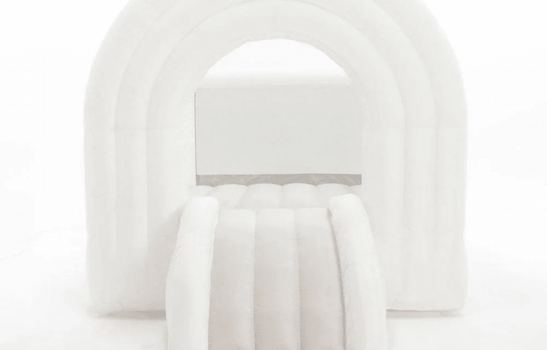 صورة القفز الأبيض