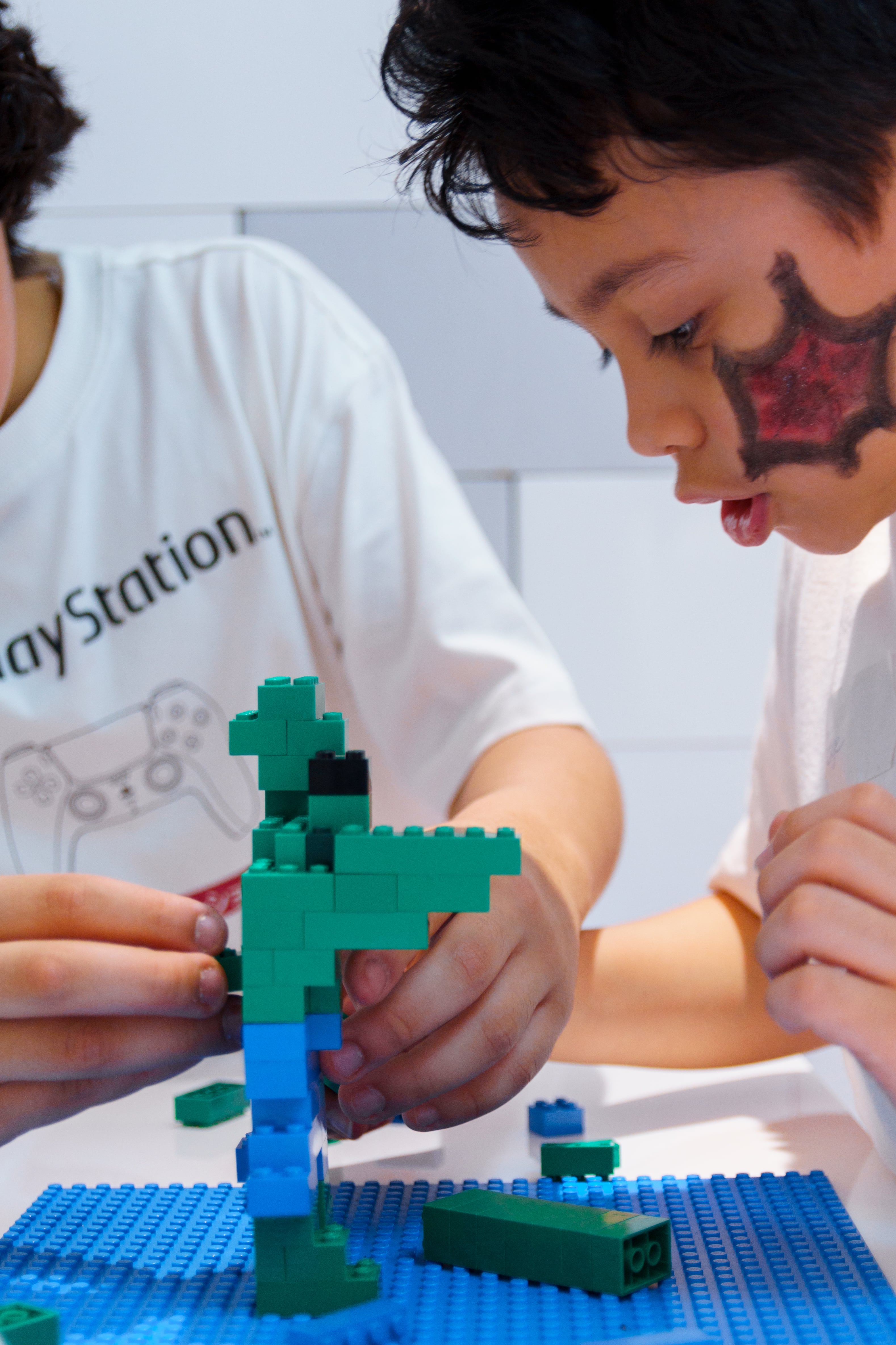 Image of Lego Party | Put Up