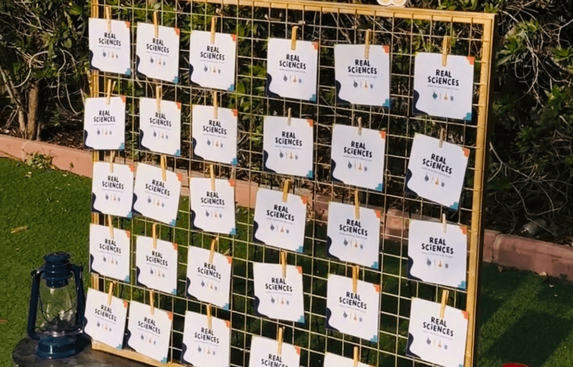 صورة تجربة ألعاب العيد التفاعلية