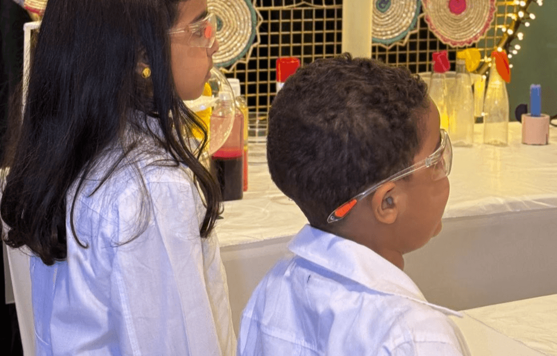 صورة عرض العيد العلمي