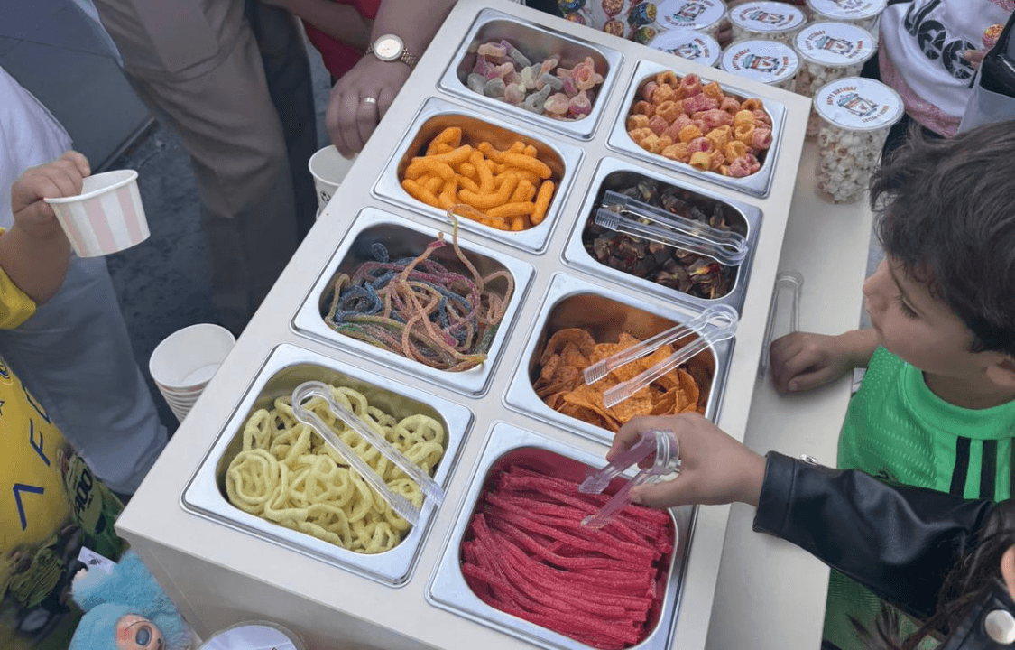 Image of Half Candy / Half Chips Cart