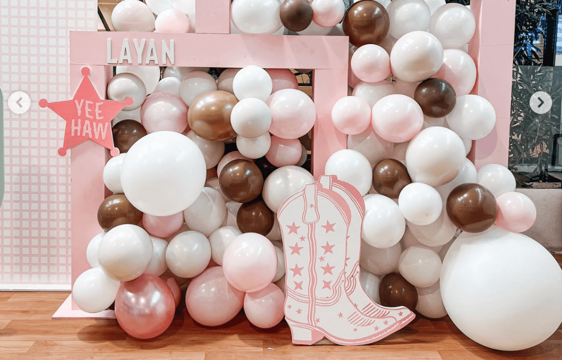 صورة حفلة كاوغيرل