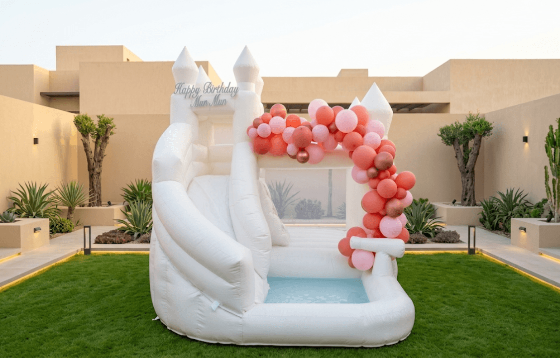 صورة نطاطية بيضاء (ناشفة / مائية)
