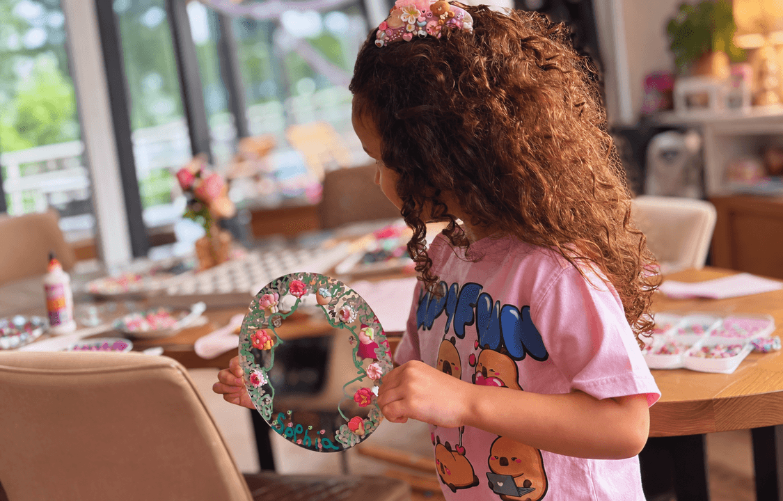 صورة باقة فعالية الرسم في الاستوديو